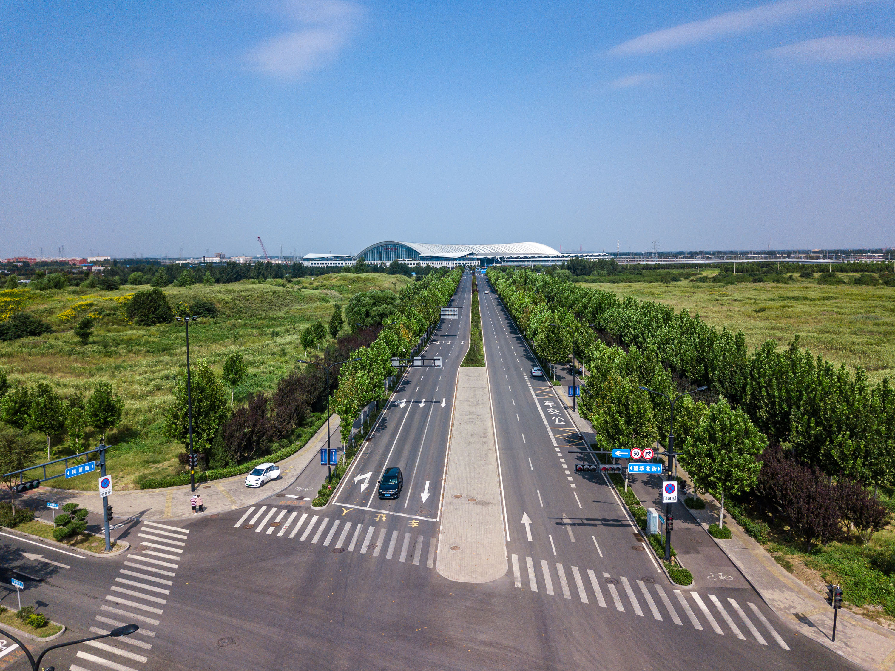 濟南市東客站進(jìn)出場道路建設(shè)工程